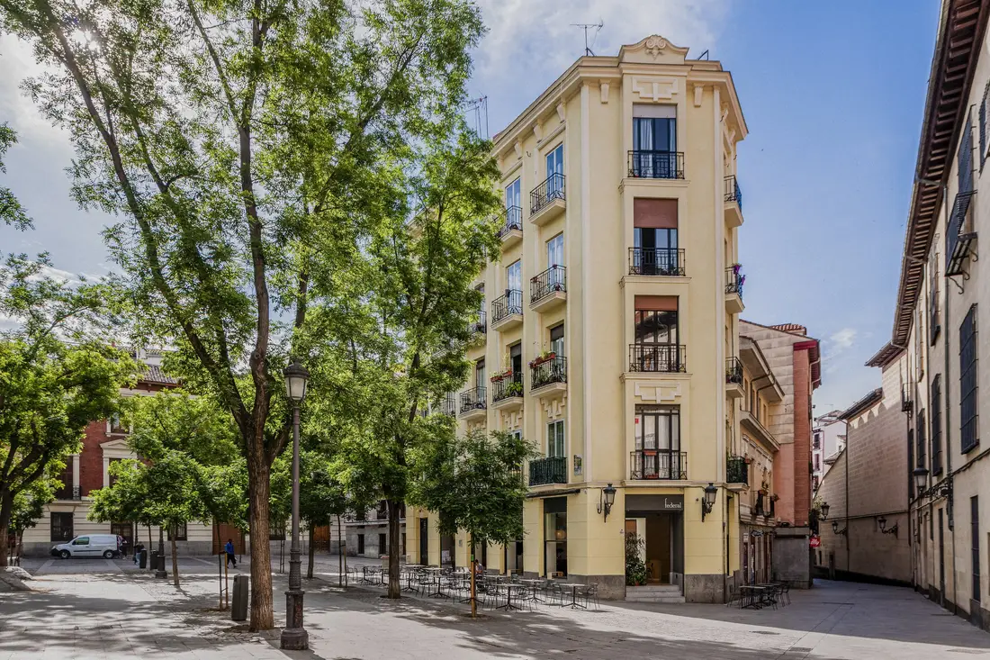 Federal Conde de Barajas — Madrid